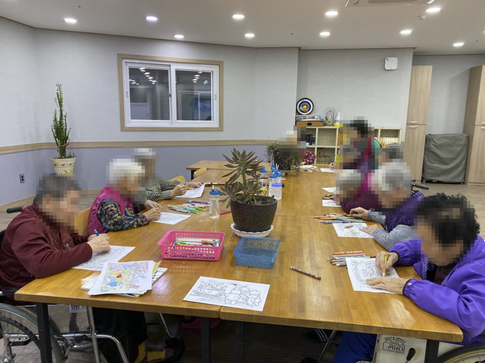 인지프로그램 - 동화이어색칠하기