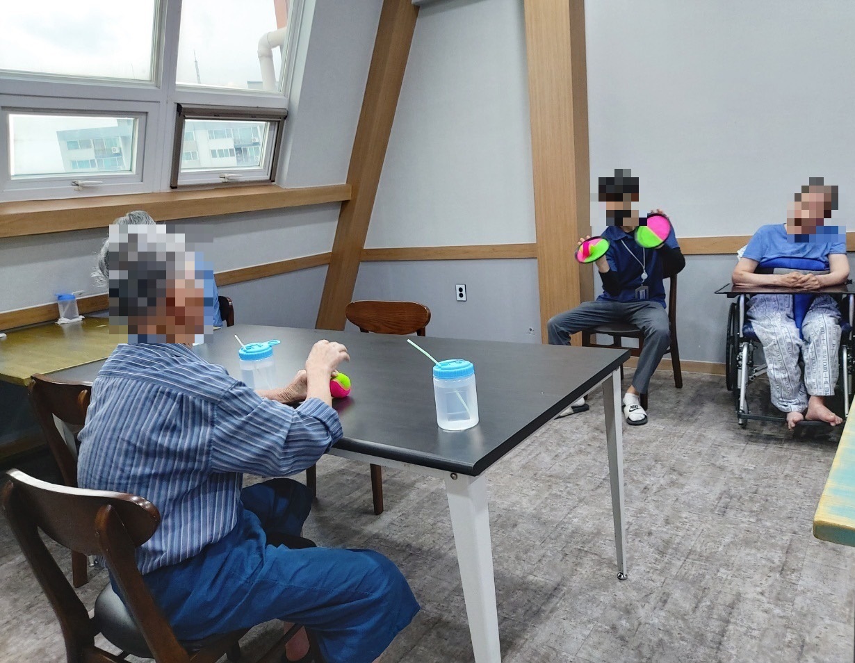 플래티늄 - 오일마사지 , 공던지기